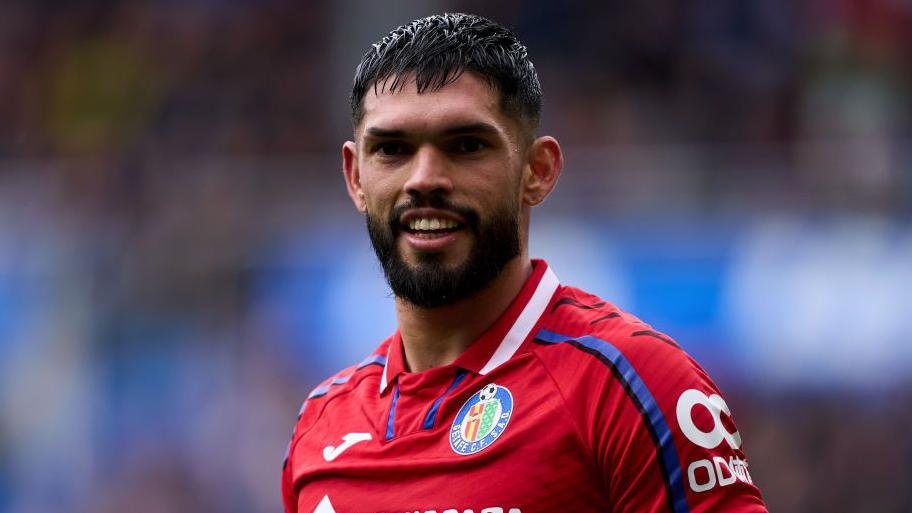 Omar Alderete Stats, Injury Updates & Biography | Sunderland Defender