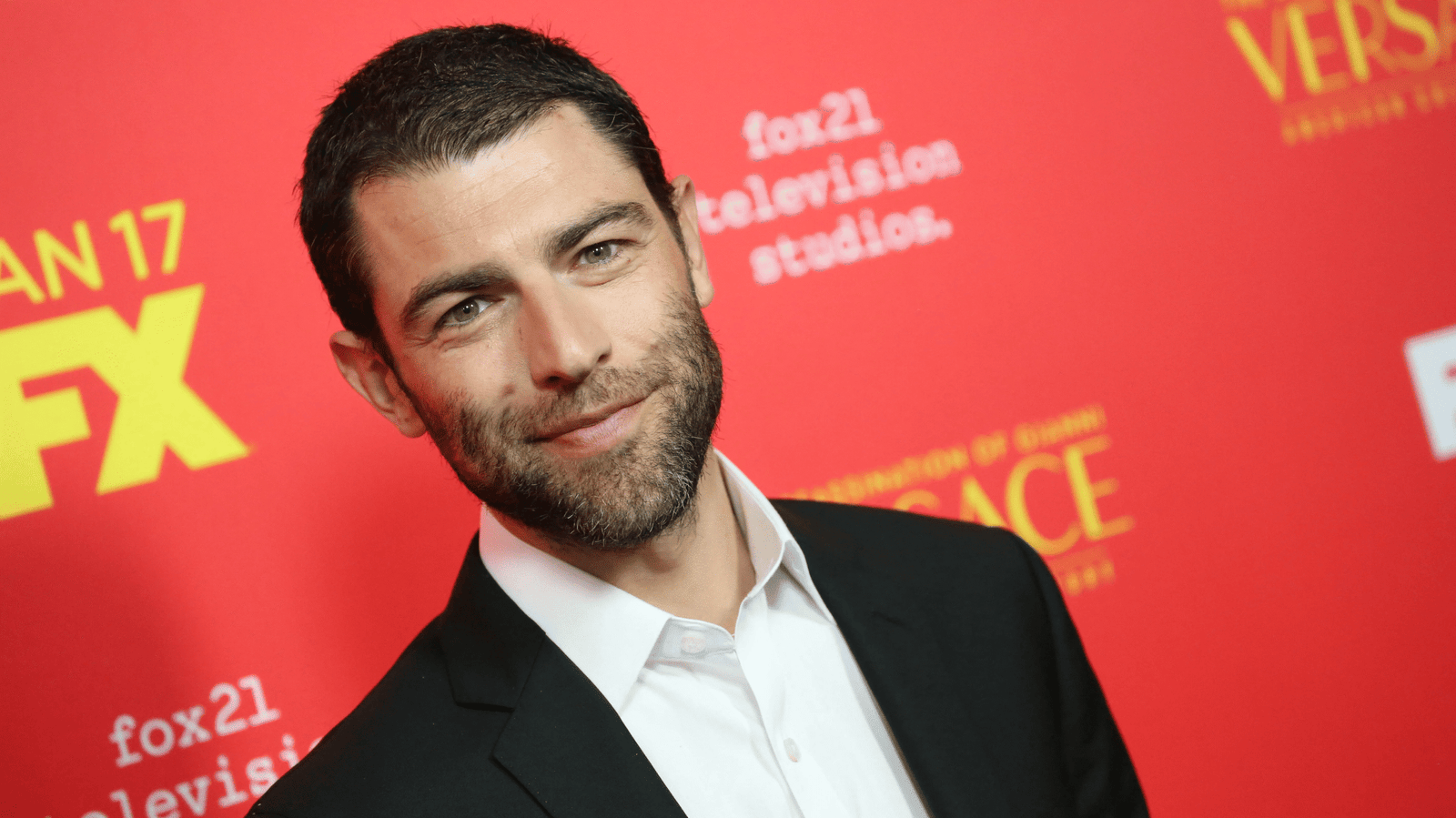 Max Greenfield: The Man Behind Schmidt and The Neighborhood